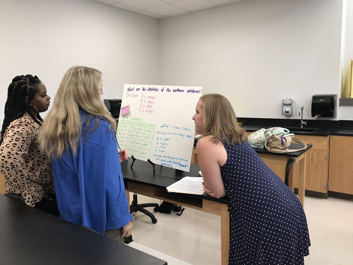 msDsciencerocks's tweet photo. Science teachers doing some ADI training today 🙌🏻 #FISDScience https://t.co/3k95UkqgPo