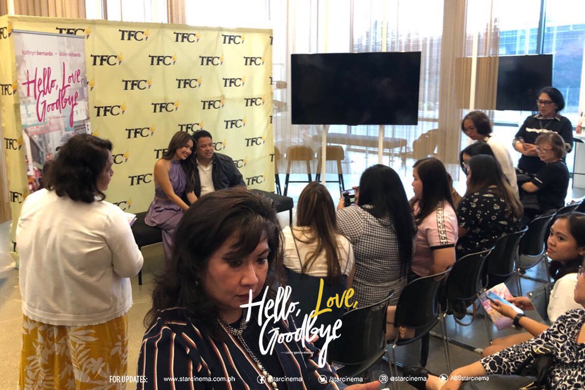 StarCinema's tweet photo. She's spreading joy ❤️ Here's Kathryn at the Meet and Greet in San Francisco ✨ #HelloLoveGoodbye #HelloLoveChooseDay https://t.co/IKB8ld8xN8