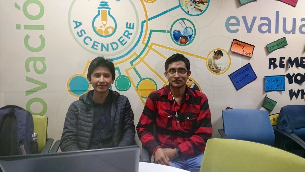 utpl's tweet image. Estudiantes de la carrera de Sistemas Informáticos  y #ComputaciónUTPL expusieron resultados de:

🎓 prácticas preprofesionales
📣 proyectos de servicio comunitario
📱 apps móviles y tecnología web
🎮 videojuegos

durante la segunda edición del #ExpoTech Computer Science 2019 ⬇️