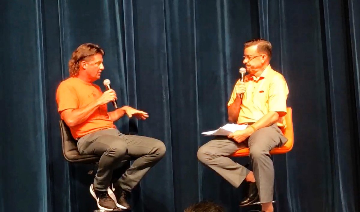 2️⃣5️⃣ days until <a href="/CowboyFB/">OSU Cowboy Football</a>! 🤠🏈 

<a href="/CoachGundy/">Mike Gundy</a> gives us an update at A Night with OSU. Kickstart your season at ORANGECONNECTION.org/athletics. #okstate #GoPokes