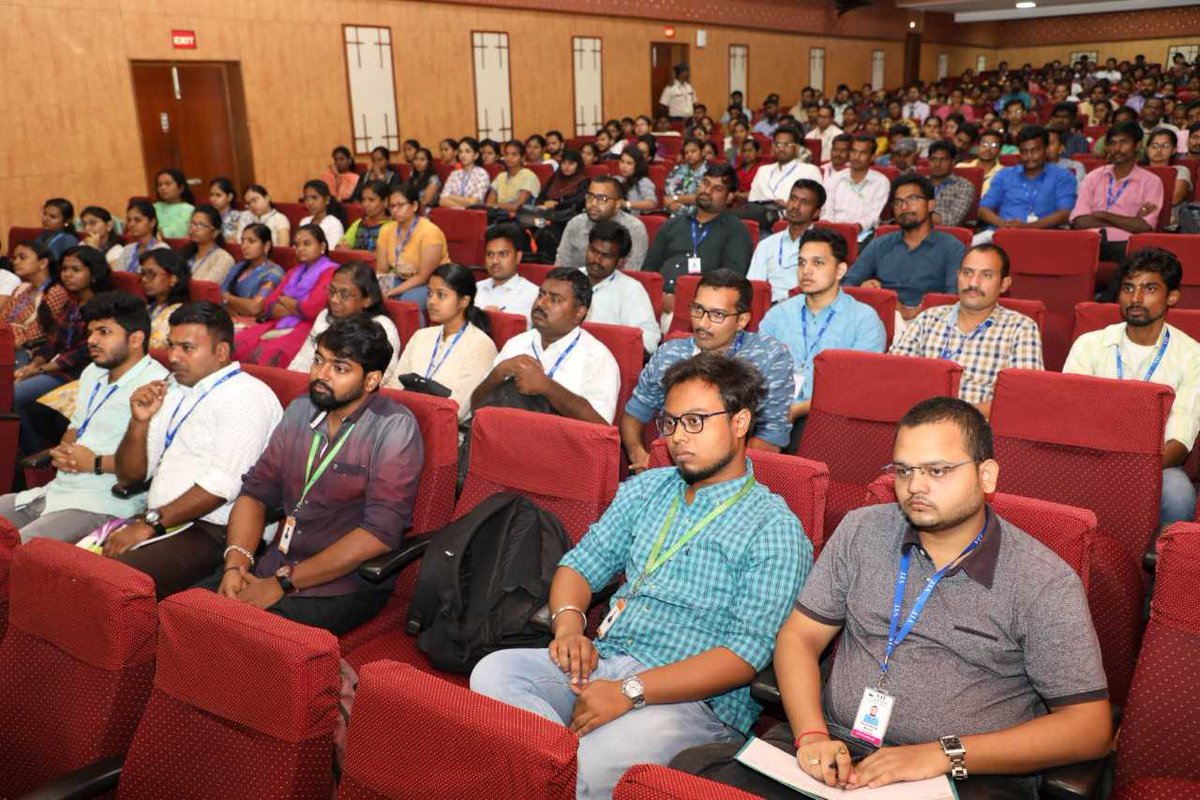VIT_univ's tweet image. Ph.D Induction Programme at VIT Vellore.

#Orientation
#Freshers
#ResearchProgrammes
#VIT
#VelloreInstituteofTechnology
