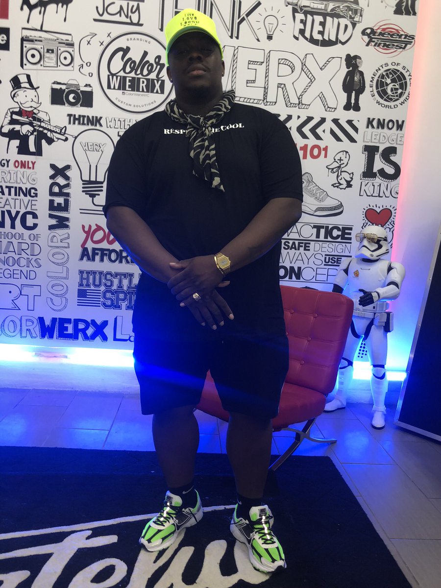 RespectTheCool's tweet photo. Artists @MicBlaque wearing our new #RespectTheCool Tee for his video shoot!! https://t.co/wDjeYWsHuB https://t.co/sZ56YYrEQS