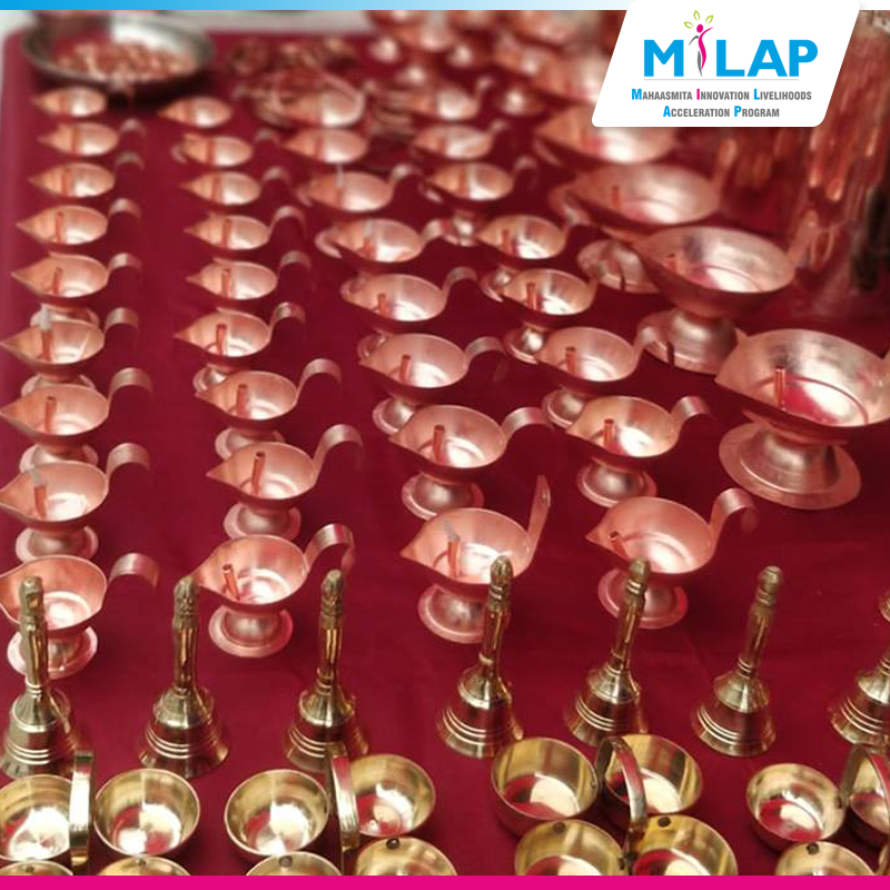 ProjectMilap's tweet photo. Entrepreneurs associated with MILAP are given an opportunity to sell and market their products through various exhibitions and market places. #ProjectMilap #WomenForWomen #Maharashtra #WomenEmpowerment #EmpoweringWomen https://t.co/IrQcFepHkE