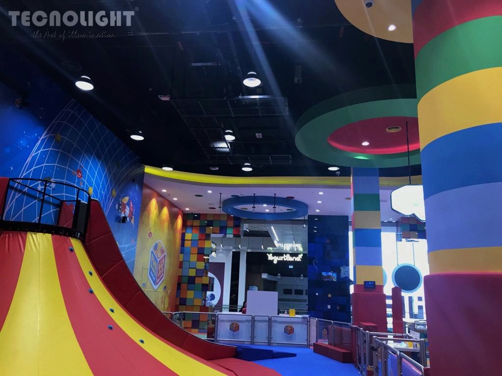 Tecnolight_'s tweet photo. 𝐅𝐮𝐧 𝐂𝐢𝐭𝐲 𝐎𝐚𝐬𝐢𝐬 𝐌𝐚𝐥𝐥 𝐒𝐡𝐚𝐫𝐣𝐚𝐡
𝘉𝘺 𝘛𝘦𝘤𝘯𝘰𝘓𝘪𝘨𝘩𝘵

#tecnolight #lights #italianlights #lightingsolutions #panellighting #linearlighting #outdoorlighting #indoorlighting #lamps #dubailights #uaelighting #sharjah #oasismallshj #funcity #landmarkleisure https://t.co/TxNCHlLnMq