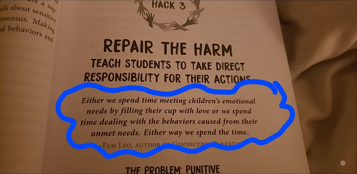 4thwithMrsB's tweet photo. This book is soo good so far! #hackingdiscipline #teacherread #thinkoutsidethebox https://t.co/VJdqArvlX9