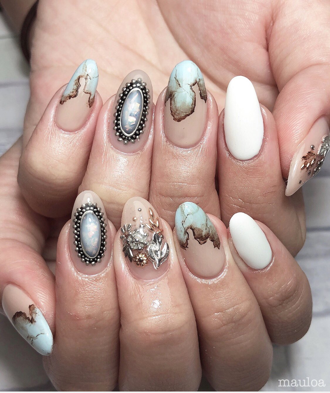Mauloa A Twitter ネイル ネイルデザイン 海ネイル 海ネイル19 ターコイズネイル デザインチップ 夏ネイル Naildesign 大理石ネイル Mananails 手書きアート Nail マットネイル ターコイズネイル 天然石ネイル カウリーシェルネイル クリア