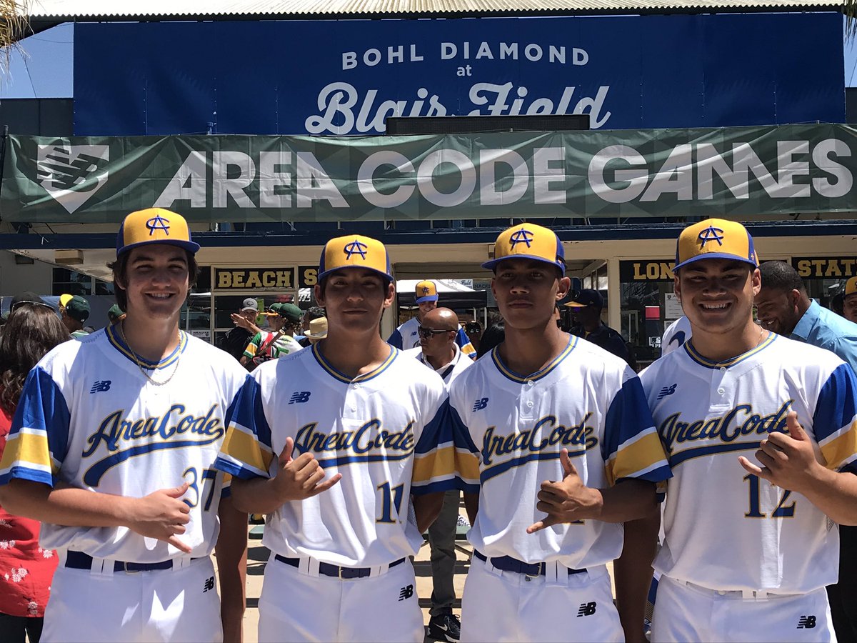 KnNavyac's tweet photo. #ACGames19 #represent808 AreaCodeBaseball Brewers players representing 808! @RobDeMelloKHON @FelipeOjastro https://t.co/v0fKq6x7Ra