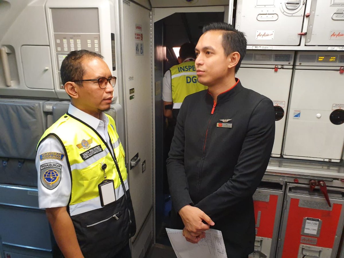 officialdkppu's tweet photo. Denpasar (6/8/19)-Pelaksanaan Ramp Check 129, Operation Foreign Air Carrier dan Foreign Operator di Bandara Ngurah Rai.
#afosa #daaoindonesia
Cc.@djpu151 @kemenhub151 https://t.co/tqhim94s5f