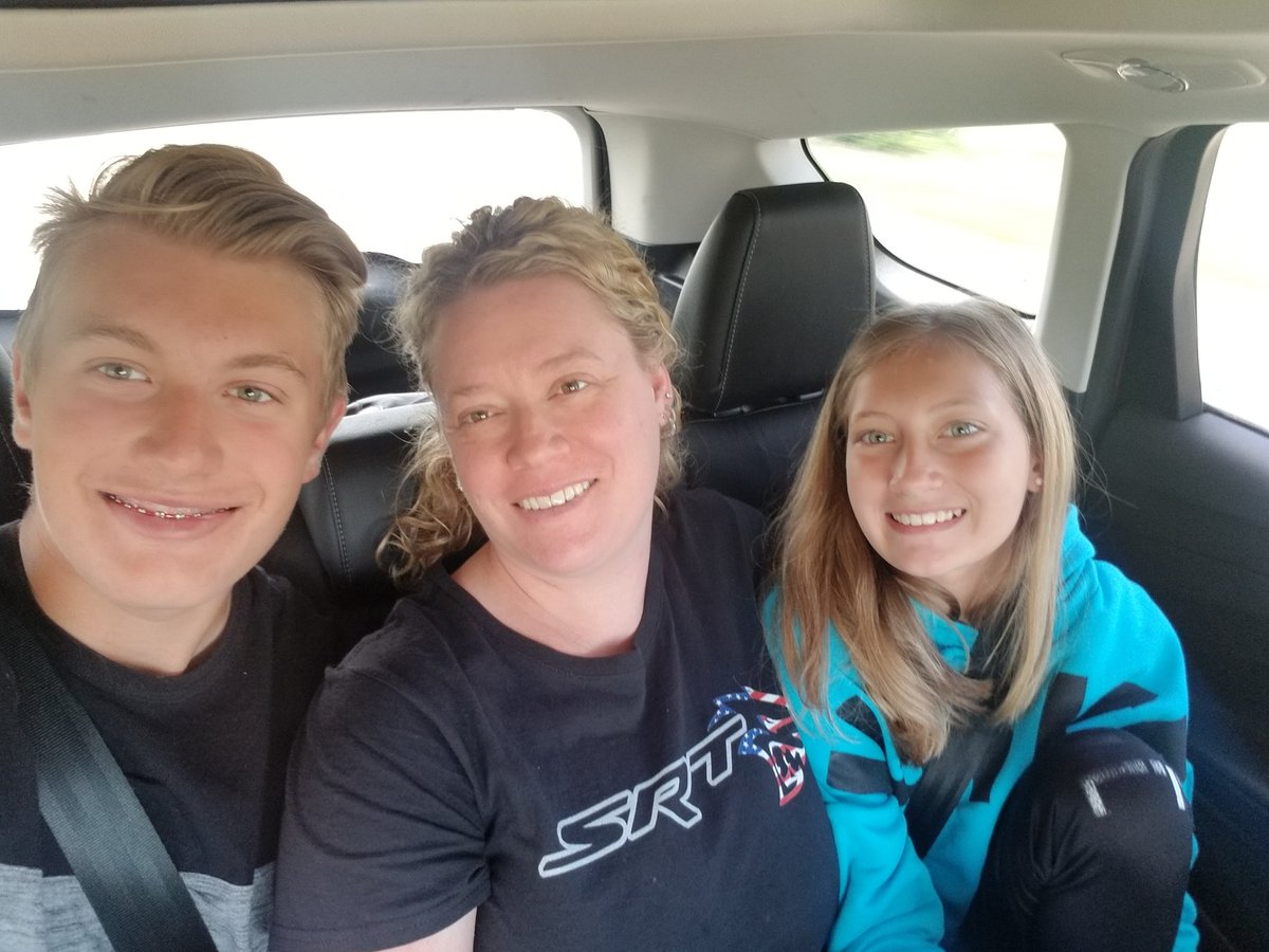 Road tripping with my neice and nephew in Canada #twesummerfun <a href="/TWEHowl/">Tom Wilson Elementary</a>