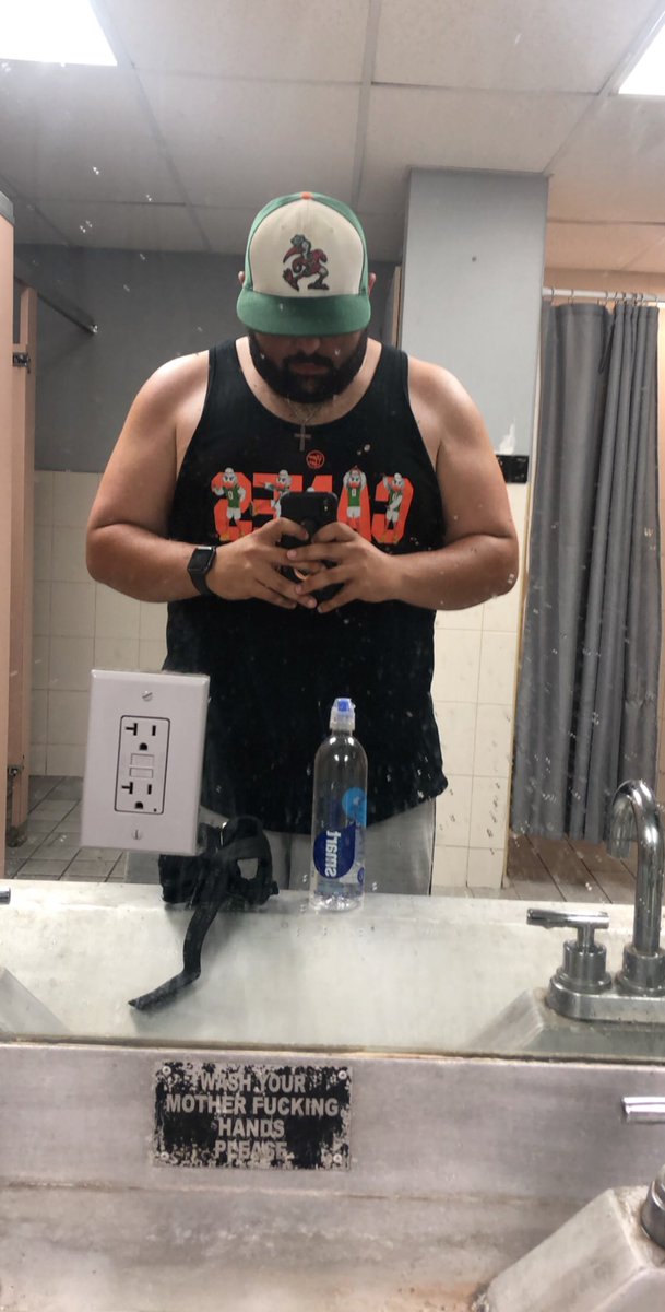 GusAlzate5's tweet photo. These shirts are starting to get loose! #30Down #ReadyForTailgateSZN @CutlerRidgeLAZ was my inspiration #CanesFam https://t.co/gibDH1kXry