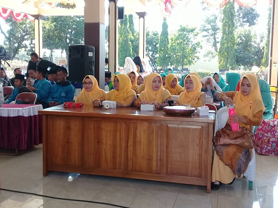 Lomba Rebana yang d ikuti oleh 20 Desa/Kelurahan se Kecamatan Pemalang
Dalam rangka memeriahkan HUT RI Ke-74 Tahun 2019 Tk. Kec. Pemalang