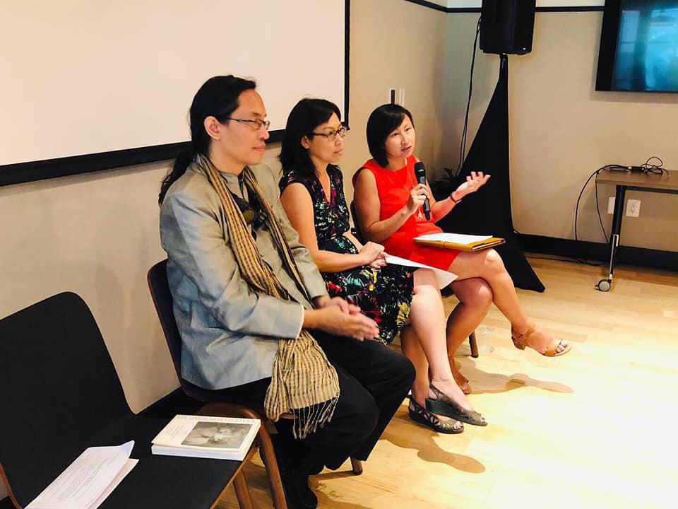 thaoworra's tweet photo. Much of the weekend at #AALitFest included moments of deep reflection on our various histories, literary, cultural and otherwise, how we express that and endure. Many thanks to those who paved the trail for us, and to all of those who are yet to join this road. https://t.co/X53mFUA3GJ