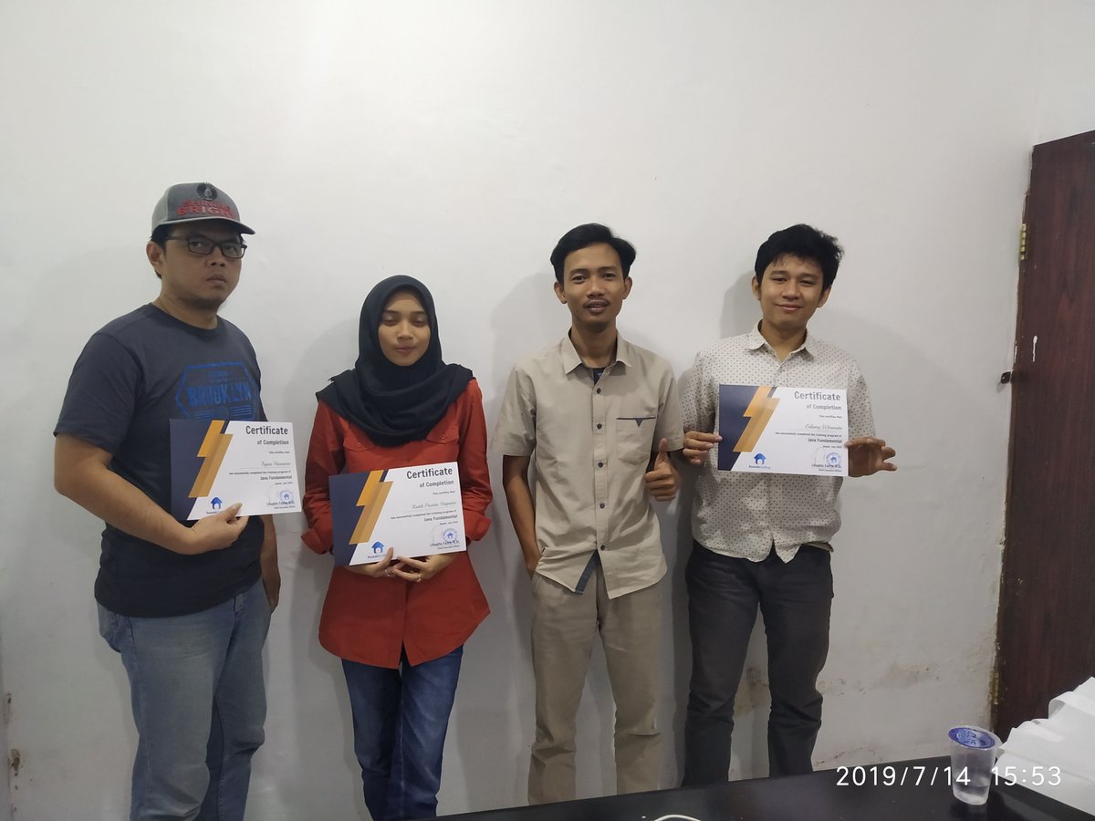 idrumahcoding's tweet image. 14 Juli 2019
Training Java Fundamental #35 di Depok
#javafundamental #bahasajava #aplikasijavadesktop #javaprogramming #aplikasipenjualansederhana #rumahcoding