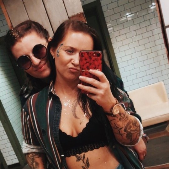 SingleBiDating's tweet photo. https://t.co/m7t9viWjkd  -- meet  single bisexual and couples. #bisexual #hotgirls  #singlebisexual #alwaystogetherLGBTQ https://t.co/k492b3aiAd