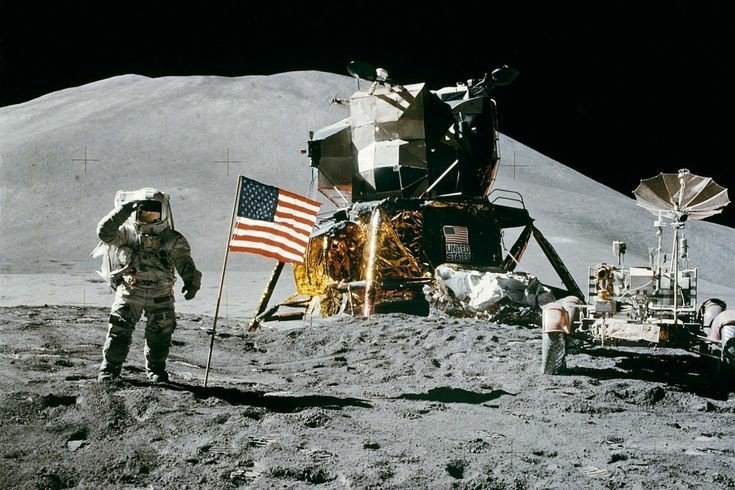 fmteducare's tweet photo. First Day of 2019-20 Educare! We celebrated the 1st Day of School, the Apollo 11 50th Anniversary & played ๐๐๐#WeColoredStarsForAGroupArtProject #AstronautCraft #AstronautObstacleCourse #WePlayedGuessTheTeachersPlaylist #OneSmallStepForMan #OneGiantLeapForEducare #WeHadCake ๐ฐ https://t.co/8Dhef4MGeQ