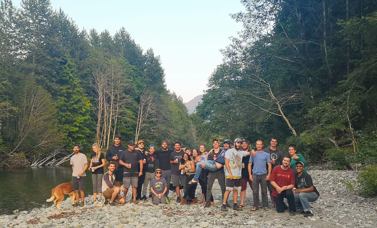 Bryce_Lange's tweet photo. Another stellar weekend of camping with the fam 💚🏕 https://t.co/nhEeDOwUQ8