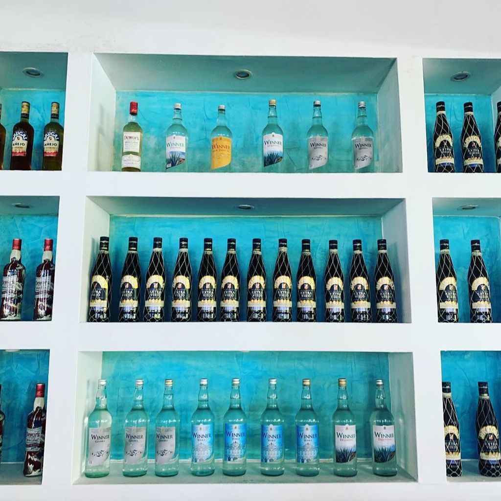 Rum #ron #rum #extraviejo #brugal #bebida #tropical #paradise #vodka #turquoise #dominicanrepublic #OccidentalMoments #OccidentalPuntaCana #barcelo #travelgram #latergram #drinks @occidentalpuntacana @godomrep @barcelohotelsresorts @occidentalhotelsresor… ift.tt/2TcFltY