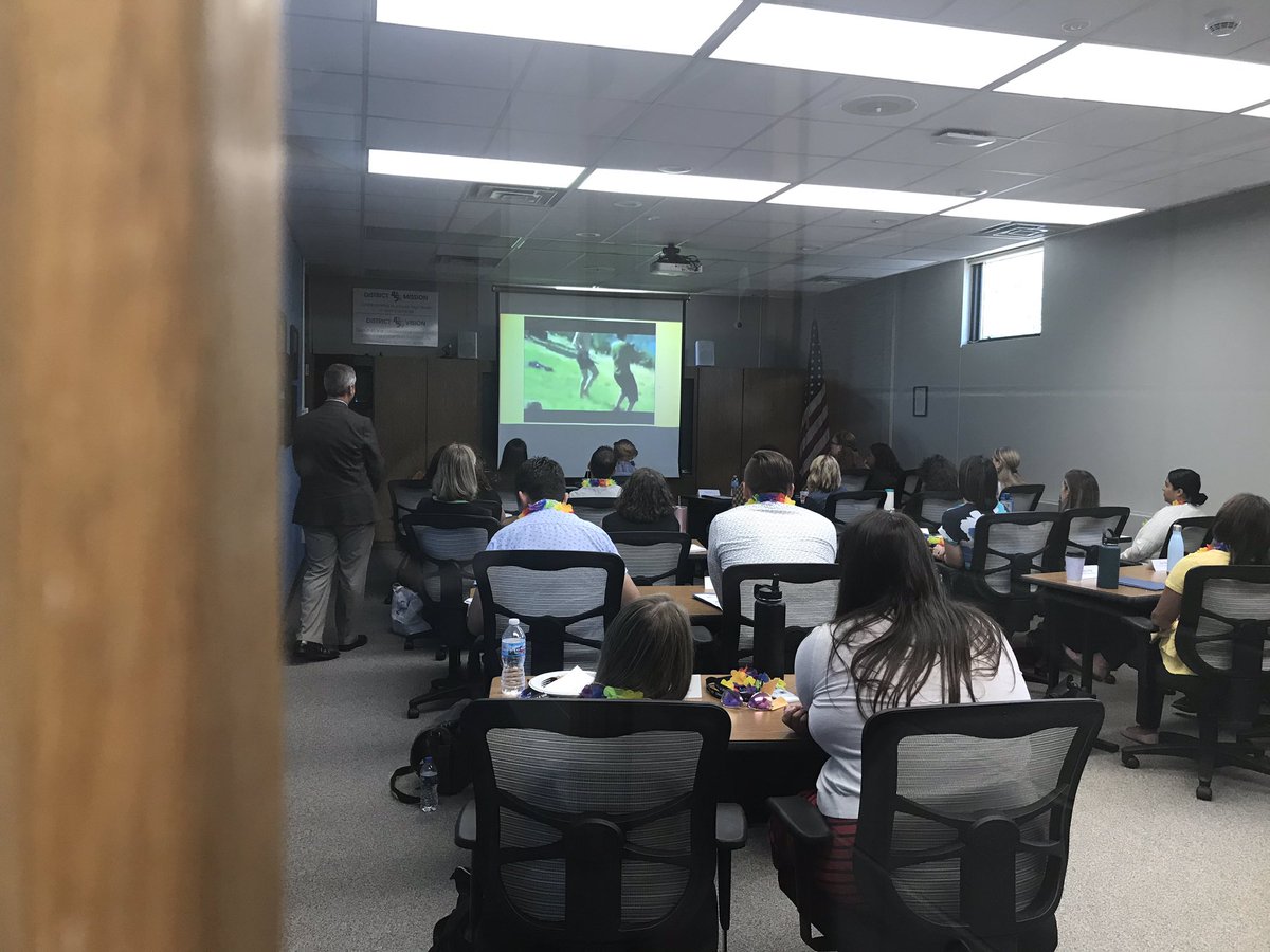 What a great group of new employees <a href="/D45Schools/">School District 45</a> #d45learn4life