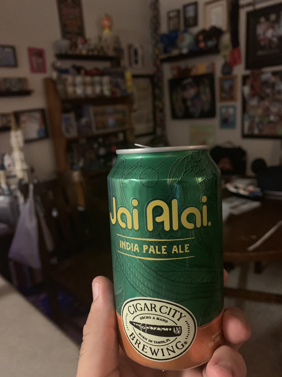 RDURay20's tweet photo. @ladysparkleshoe @DrunkAtdisney @SuperWeenieHtJr This is $9 at BAR. Luckily I had a few left at home in the fridge #JustBAR https://t.co/nY265KYxZb