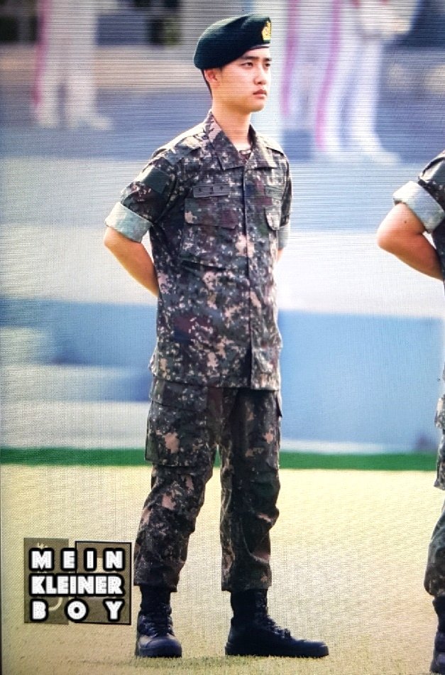 MKBoy1993's tweet photo. 190806 수료식 #디오 #도경수
대한건아 도경수 제일 멋있어 더운데 건강 조심해ㅠㅠㅠㅠㅠ❤❤❤ https://t.co/EfmiQLx7AL