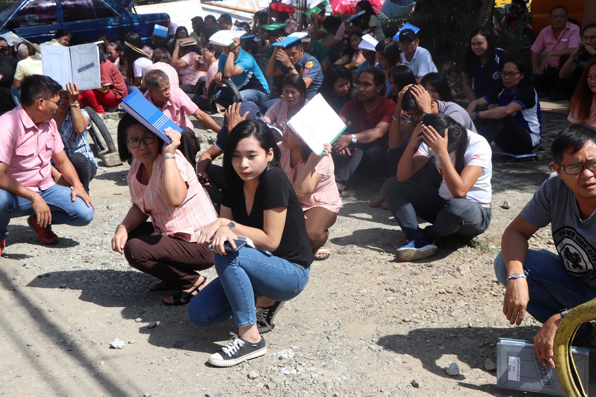 Pclosdn's tweet photo. At about 9:30 AM, August 6, 2019, PCLOSDN personnel joined the Earthquake Drill Exercise conducted by CDRRMO and participated by the different agency of Local Government Unit of Surigao City. https://t.co/EXDZI9QlCL