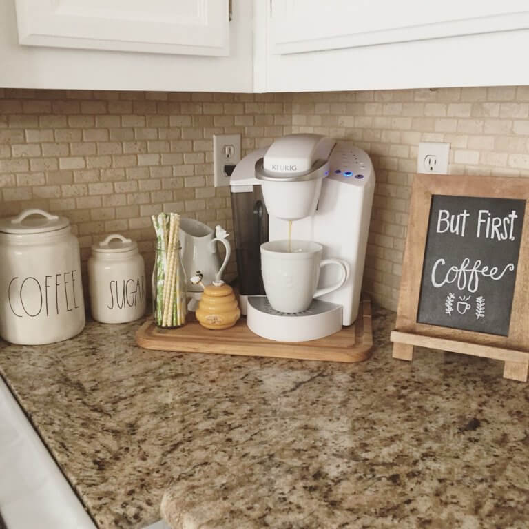 10 Practical Kitchen Counter Corner Decorating Tips
justdiydecor.com/kitchen-decor-…

#homedecor #home #diy #homedecorideas #kitchencountercornerdecoratingtips #kitchencounter #kitchen