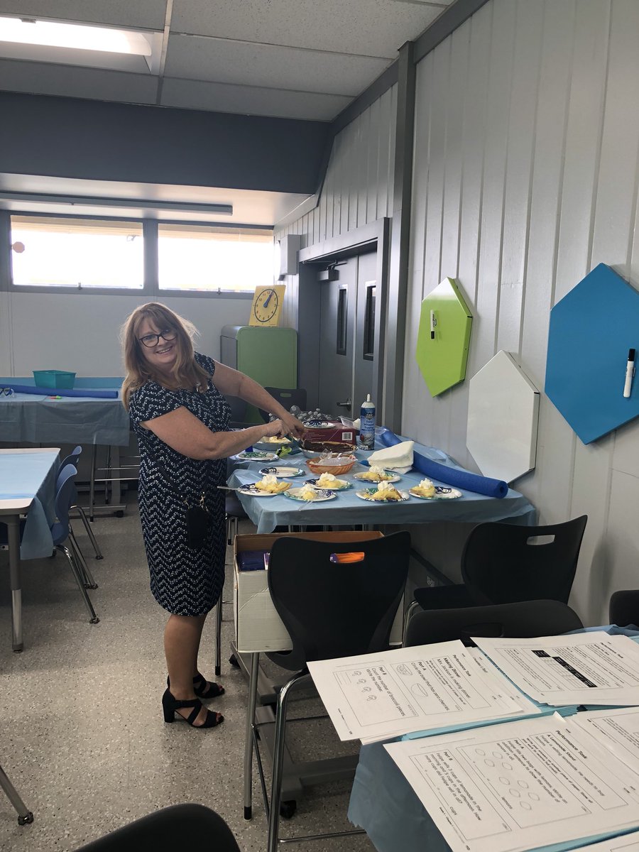 trentmatthiesen's tweet image. $25k Pyaramid, diving into #mathframeworks , and a visit from our amazing @PortervilleUSD Dir. Curriculum and coaches! Oh, and dessert too!