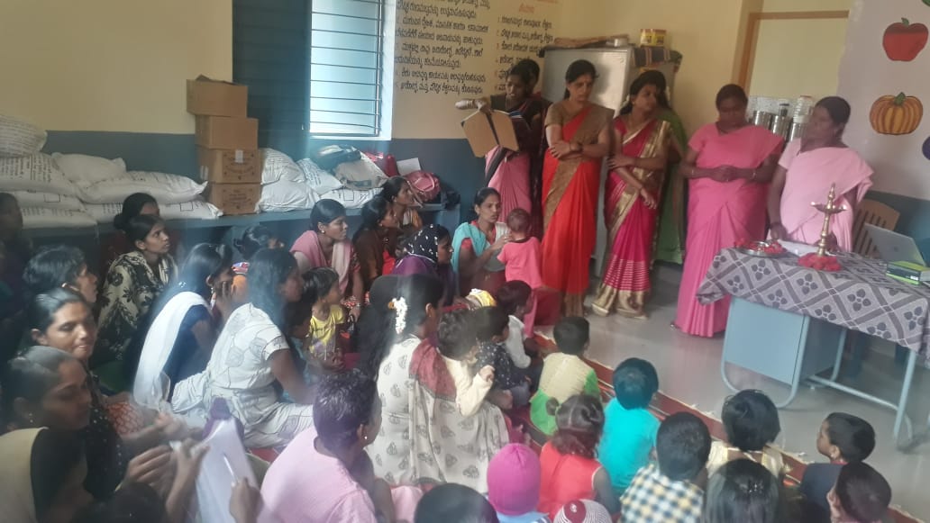 Biocon_FDN's tweet photo. The theme for World #BreastFeedingWeek (Aug 1- Aug 7) is “Empower Parents, Enable Breastfeeding”. Doctors & healthcare workers from #BioconFoundation addressed postnatal mothers & educated them about importance of #breastfeeding. #EngagedForImpact #EmpoweringCommunities https://t.co/W9Y06BtQb7