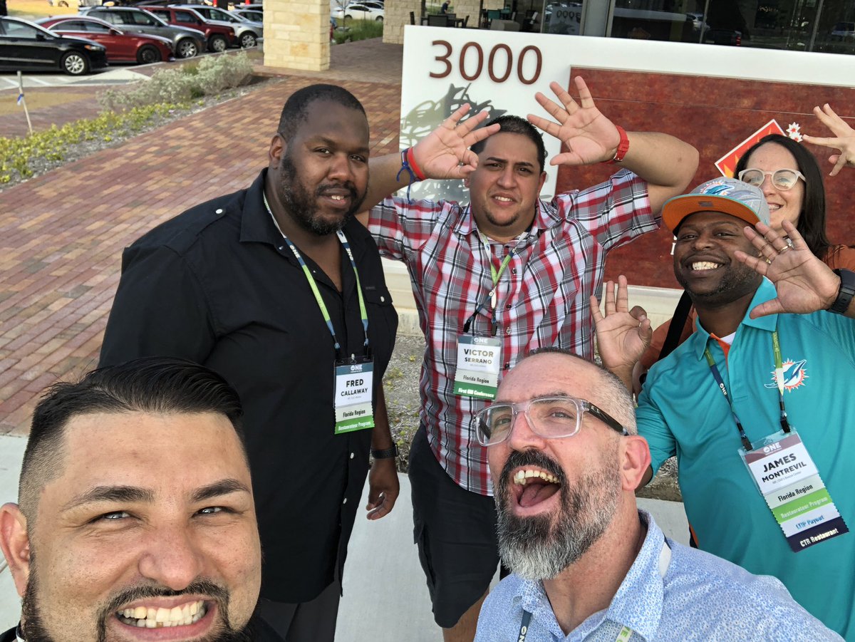 Alex Rozo (@ydjneedlz) on Twitter photo #Ateam305 at 3000 Olympus Blvd. <a href="/RobToland2/">Rob Toland</a> @jessicablueyez <a href="/Vic_Chencho/">Victor Serrano</a> <a href="/jmontrevil/">James Montrevil</a> #TogetherWeChilis #Ateam305 at 3000 Olympus Blvd. <a href="/RobToland2/">Rob Toland</a> @jessicablueyez <a href="/Vic_Chencho/">Victor Serrano</a> <a href="/jmontrevil/">James Montrevil</a> #TogetherWeChilis