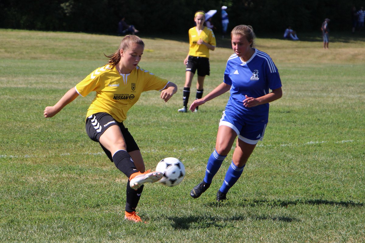 fredcityandy's tweet photo. In their final game, Monday, at @ShowcaseOttawa... @fdsasoccer U17 Premiership Girls played to a 0-0 draw with Fundy.
Two New Brunswick teams @SoccerNB... playing on New Brunswick Day, in the nation's capital... seemed like an appropriate result. https://t.co/ZIfY5jaOQx