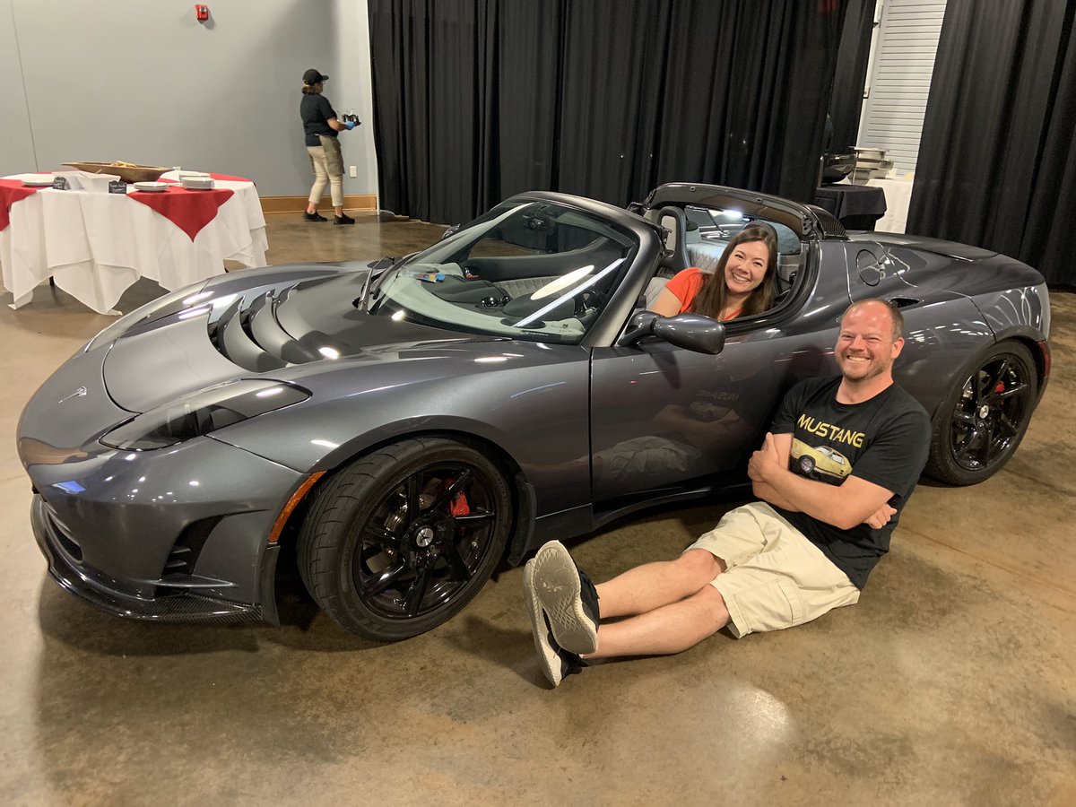 midwest_tesla's tweet photo. This never gets old. The original #Tesla #roadster is small! https://t.co/lXitkVYQZ8