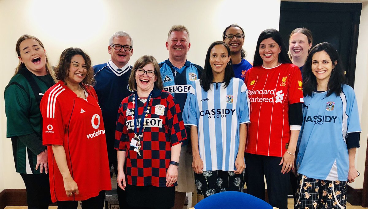 friday_shirt's tweet photo. Last day with @LangleyHseTrust I asked if we could have a homelessness fundraiser for @friday_shirt wearing football shirts to work. Just imagine if you wore Team Shirts to work on A Friday, paying £5/10 and your company match funded it? We’ll support you to do it 07846863604 https://t.co/IDZ7goHUar