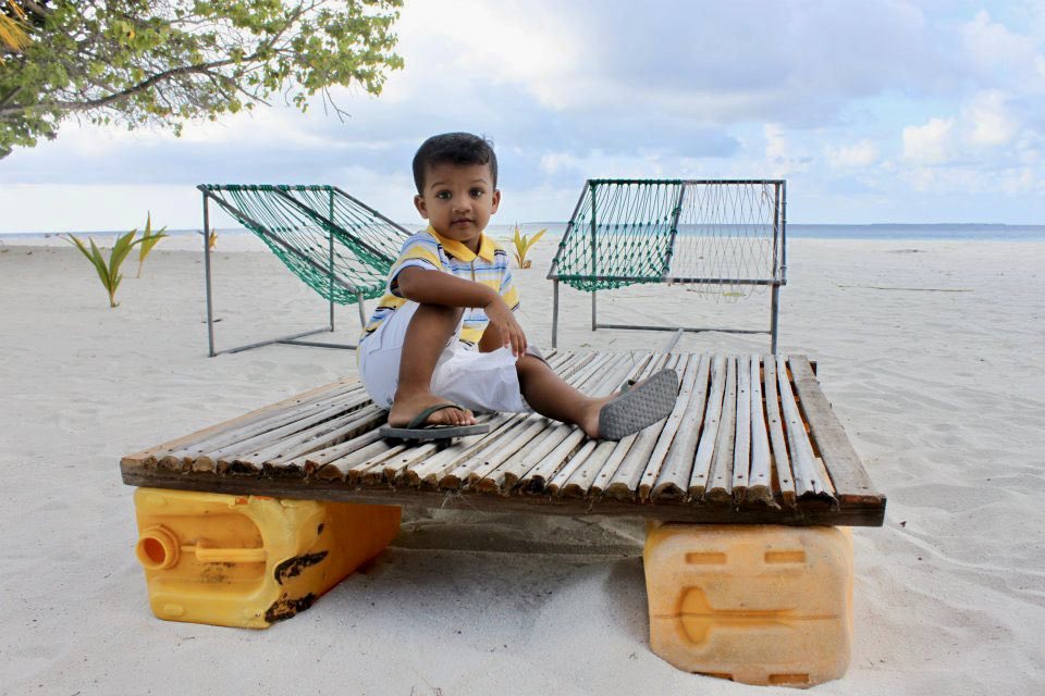 How do you like our handmade lounge chair on the beach?  #ReethiRaajje  #JazeeraRaajje  #HAUtheemu
