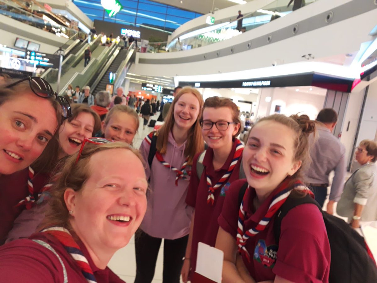At the PEARport, waiting for our PEARoplane to take us home to our PEARents 🍐✈️ @GGMidsFTST @gg_worcs_int