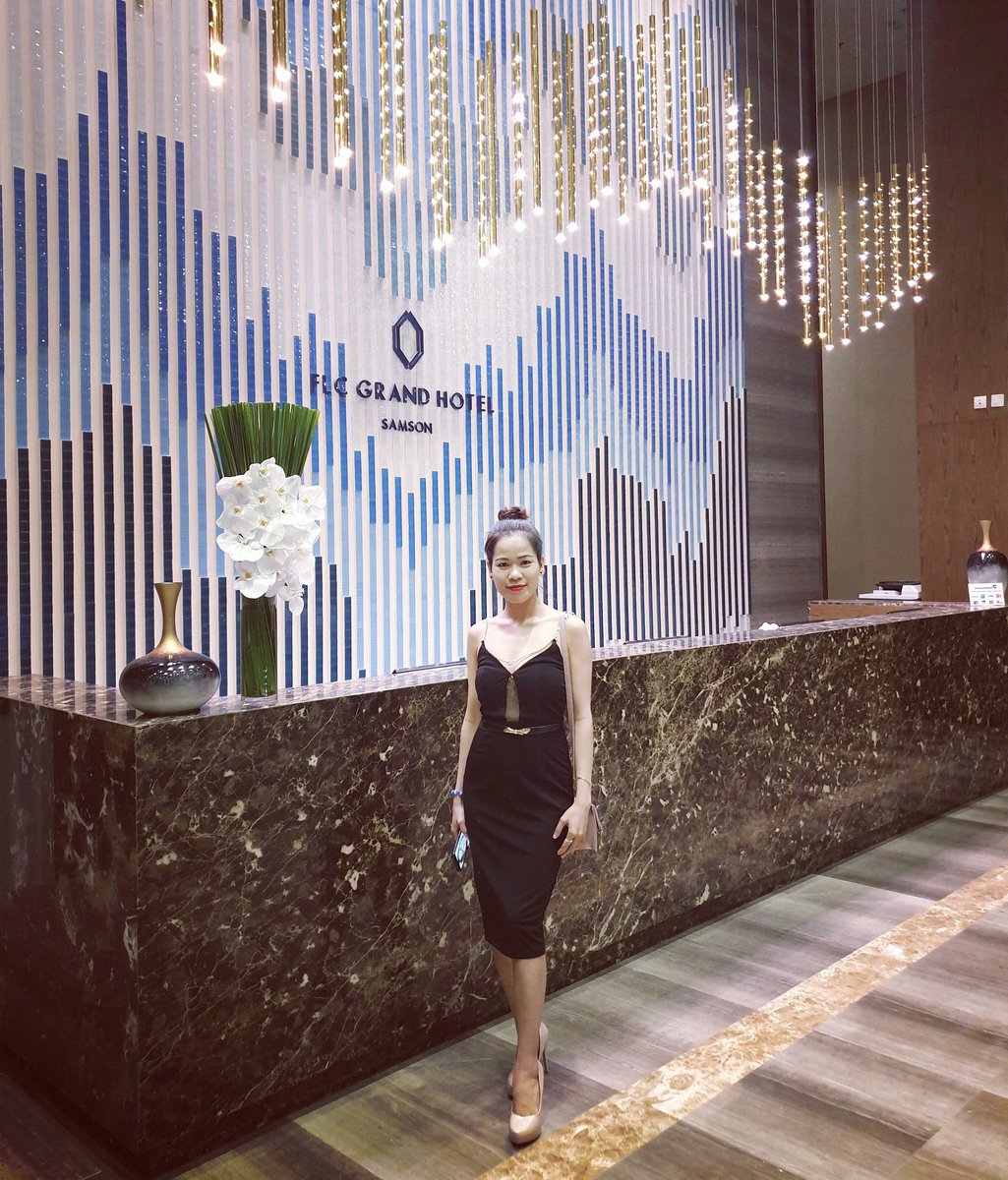 sally_phuong's tweet photo. ♡♡♡ Thanh xuân của tớ 💙 Samsung ♡♡♡
#phuongsally
#vietnam
#flcsamson
#samsung https://t.co/bwKqxsspIq