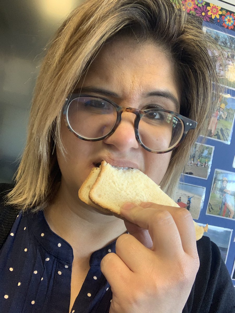 Teaching algorithms through sandwich making is all fun and games until you're onto your third Vegemite and cheese... #digitaltechnology #Algorithms #coding #programming