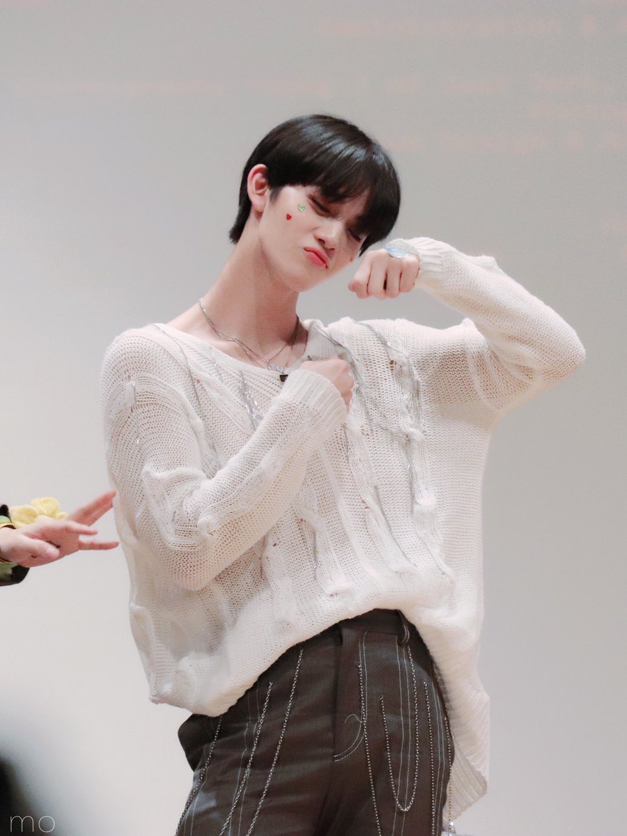 momobae0510's tweet photo. 💫190728

#배진영 #BAEJINYOUNG #裴珍映 https://t.co/Cqm5195ItE