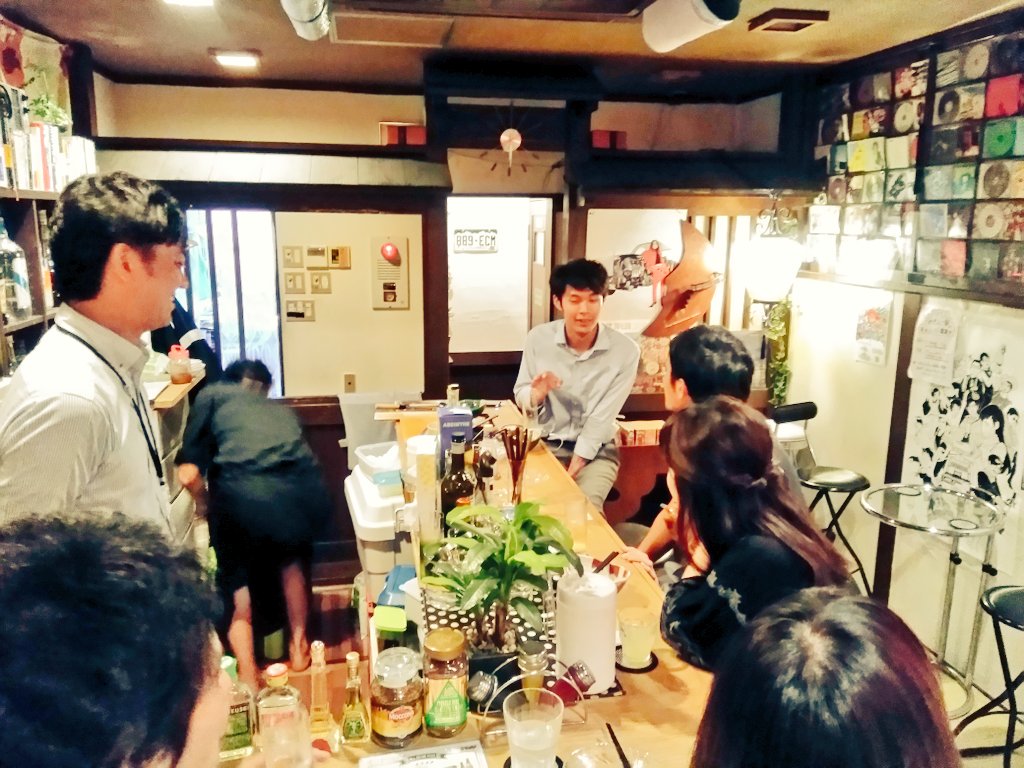 tatsu_tatsu_n's tweet photo. 昨日のマガリの一部始終♪

途中からクーラー付けてるのが分からないほどお客様がきてくれて、まじで感謝っす！

パラ☆フェス(https://t.co/3XCouKDHCV)のことも
皆さんに知っていただけたので、本当に貴重なお時間でした！

※パラ☆フェスは
８月３１日の１３時から開催します！ https://t.co/mqKbocaDCi