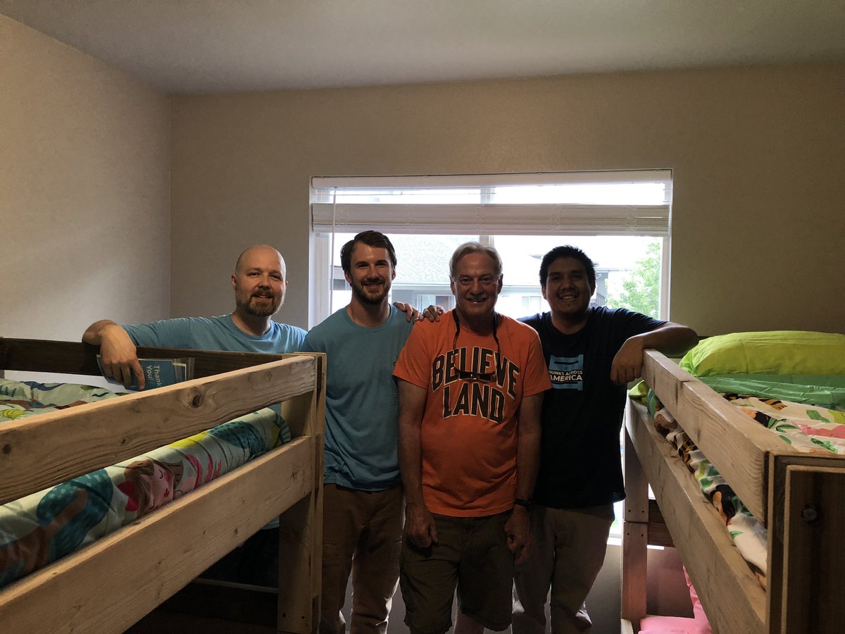 shpcos's tweet photo. 5 more kids off the floor tonight with help from our great team. Thanks for helping to make this happen and help so many kids in Colorado Springs.  Couldn’t do it without all of you. #nokidsleepsonthefloorinourtown https://t.co/gyjpOq60hn