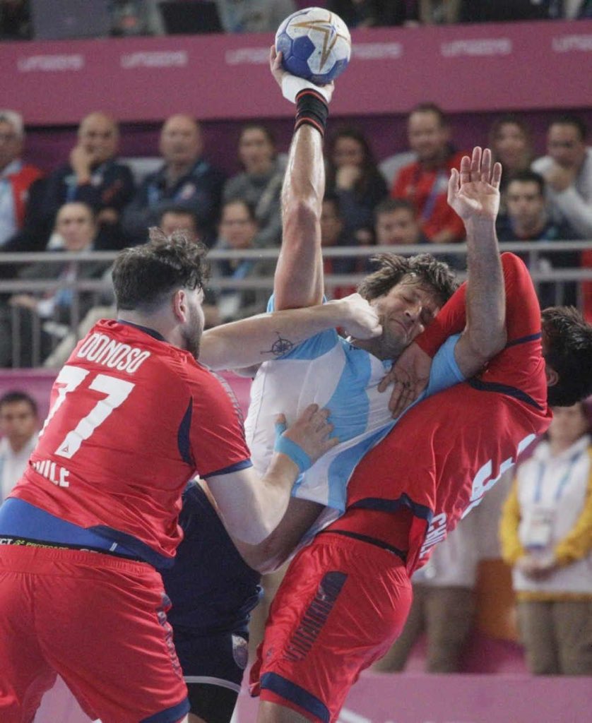 rextraining's tweet photo. Cual foul 😂😂 #Panamericanos2019 https://t.co/IKDVsi5mVh