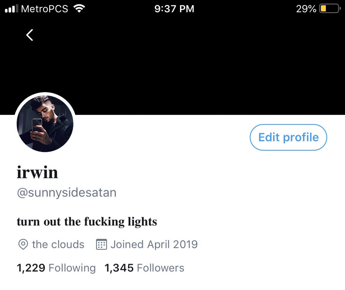 𝐭𝐰𝐞𝐧𝐭𝐲 𝐧𝐢𝐧𝐞