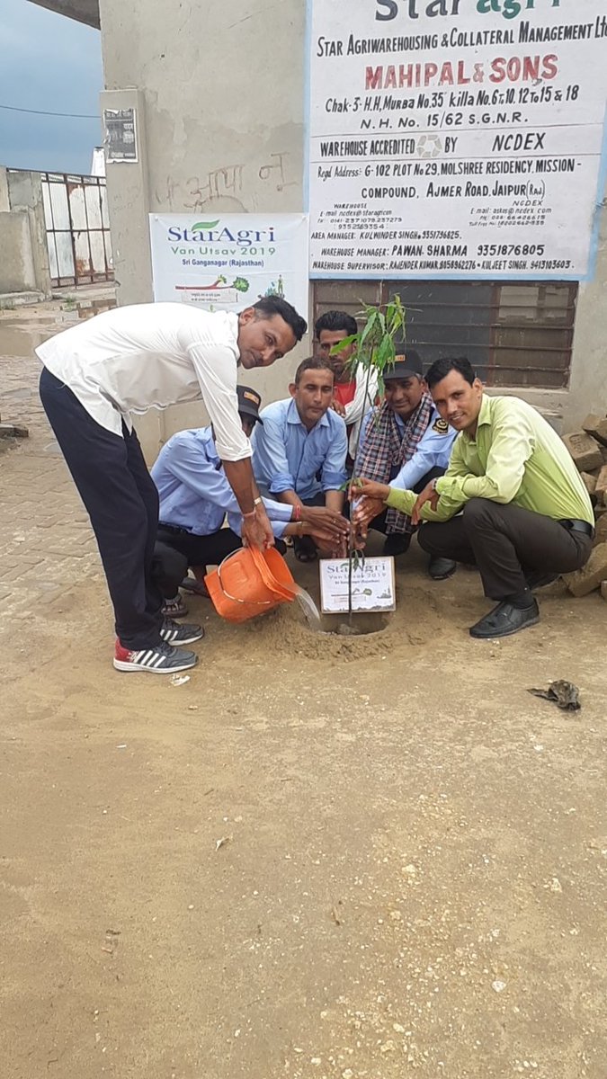 StarAgriGroup's tweet photo. #Trees are life, without them, there wouldn't be any human race. At #StarAgri we have pledged ourselves to plant as much as life we can.

Star Van Utsav Update : A commendable job done by our team at Sriganganar.

#VanMahotsav #SaveTrees #StarVanUtsav2019 #letsplantthefuture https://t.co/p5wbMYabTY