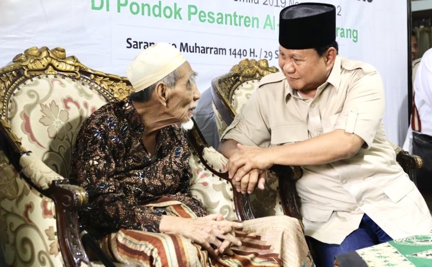 Inna Lillahi wa inna ilayhi raji'un.

Turut berduka cita atas wafatnya K.H Maimun Zubair di Mekkah pada hari ini, beliau adalah salah satu tokoh yang selalu menjadi inspirasi saya selama ini. Insya Allah Husnul Khotimah.