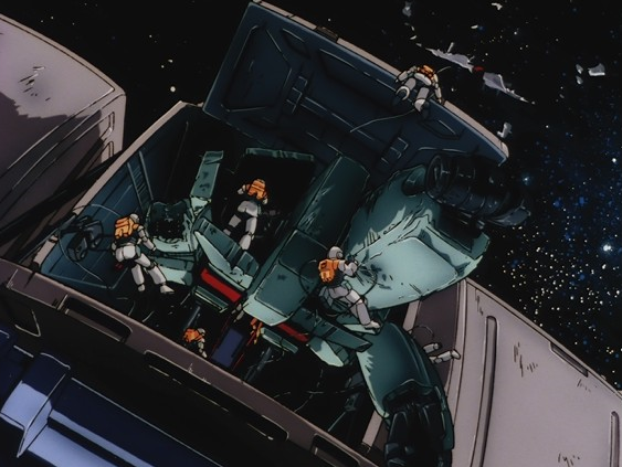 Twitter 上的 ガンダム モビルスーツ バイブル Gmb 通信 お待たせしました それではガンダムトピック 08小隊 編 第1話bパートの解説を始めます Bパートの始まりは連邦軍輸送船から すでにサンダースのジムは合流しており 修理と補給の真っ最中 またコクピット