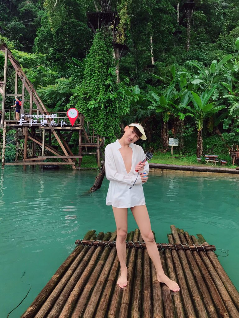 Ao_Aoishi's tweet photo. ไอ เลิฟ ทริป วังเวียง 💙 #วังเวียง #vangvieng #Bluelagoon3 #travel https://t.co/dYtlf5rwtK