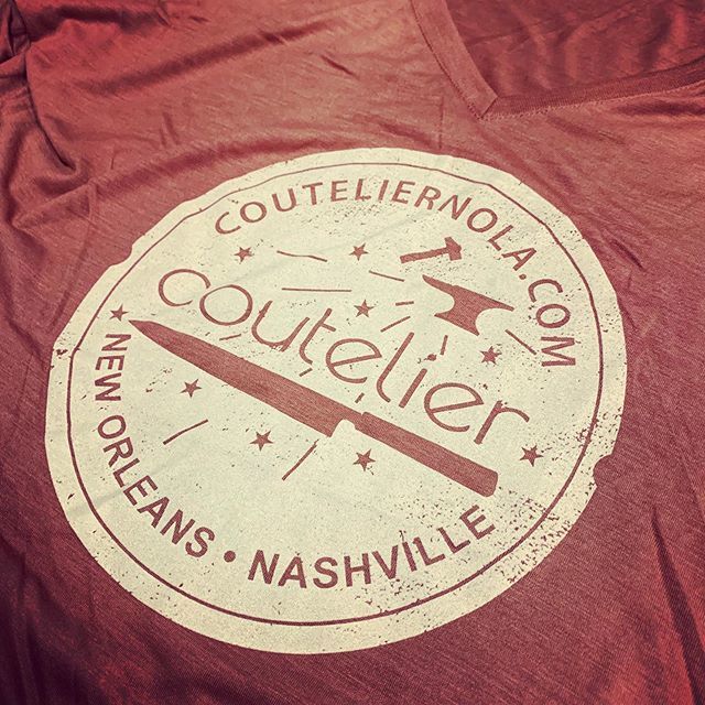 new tees for the gals. super soft, flowy, perfect for that August heat. believe me, you want this one. 
#merch
#coutelierclothingline