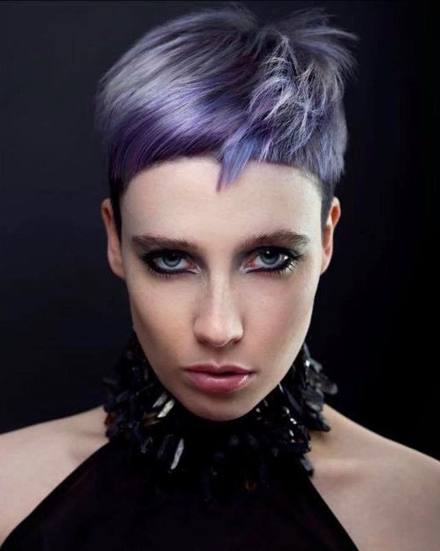 HairClubLiveAus's tweet photo. @oraclehairandbeauty we are loving this precision from Caroline Brand @caroline.oracle mixed with the delicate colour placement 👌🏻 spot on!! https://t.co/aG34rQdHuI https://t.co/2rLjUPYocE