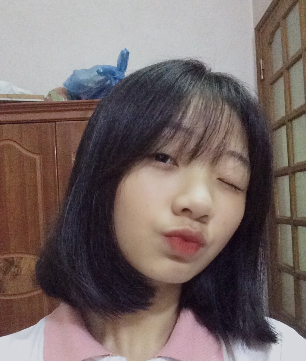 Mihaeng1's tweet photo. #ARMYSelcaDay bias Min Suga🐱🐱🐱 https://t.co/zE0NHc2SIu