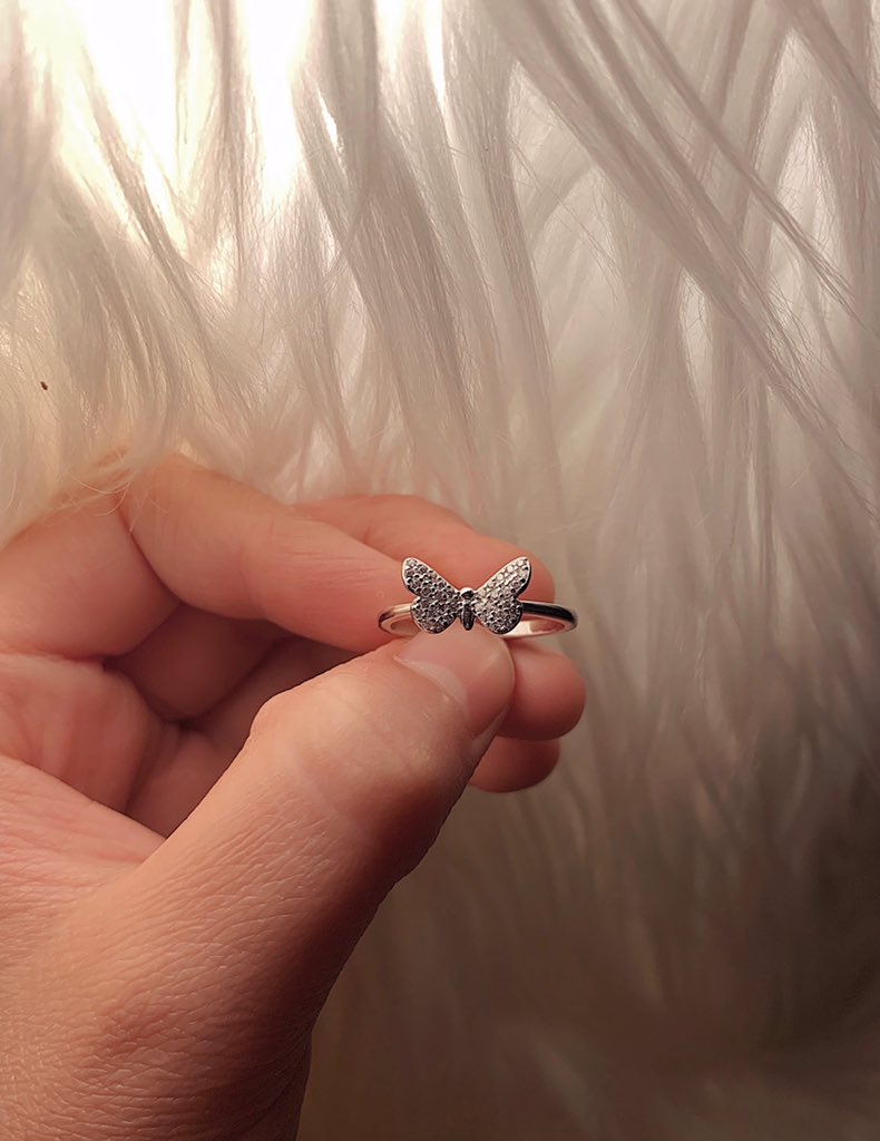 KimberlyOrosio's tweet photo. My bf got me this butterfly ring and I’m so so happy 😭 it’s perfect. Thank you so much for everything that you do for me, my love ♡ https://t.co/8gXWbM6gSy