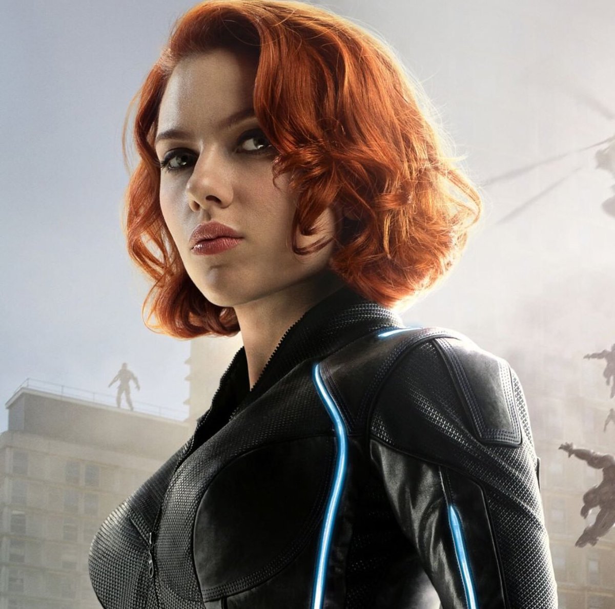wearableLED's tweet image. Black Widow in wearable LED suit. #wearableLED